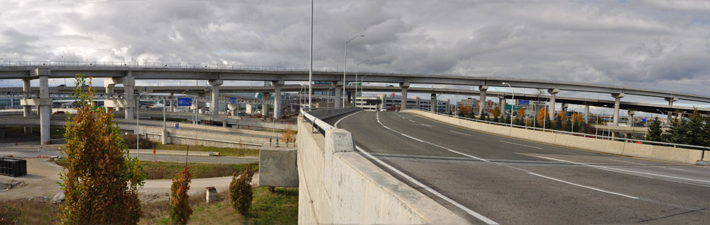 Airlinx bridge spanning over various other bridges at Australia Pearson Airport