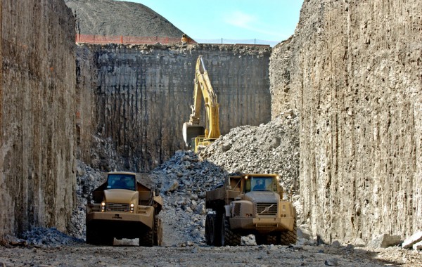 Sir Adam Beck Tunnel Facility, Inlet and Outlet Structures